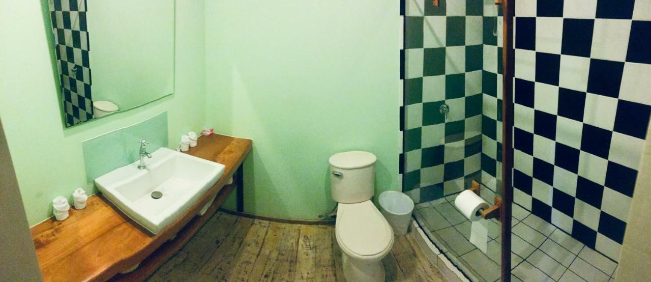 Hotel Casa Max Bocas Town Kültér fotó